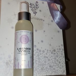 Lavender freshening spray